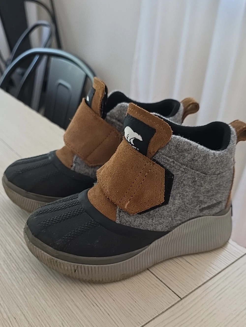 Sorel Kids Black Gray and Brown Pull-On Winter Boots